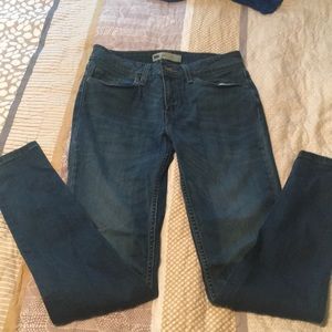 Levi’s skinny jeans